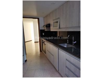 Apartamento de 3 alcobas en venta en Laureles, Medellín, 100 m² · foto 8 de 20