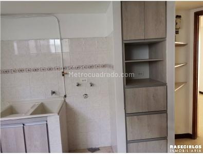 Apartamento de 3 alcobas en venta en Laureles, Medellín, 100 m² · foto 9 de 20