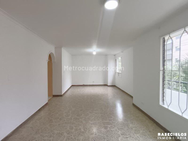 Spacious 3BR Apartment in El Nogal