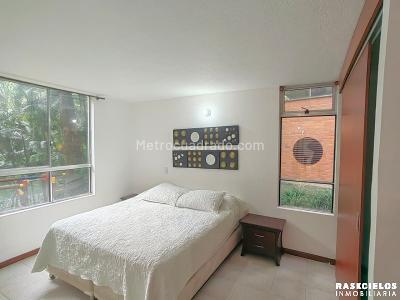 Apartamento de 3 alcobas en venta en El Poblado, Medellín, 80 m² · foto 15 de 20