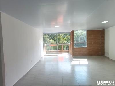 Apartamento en venta en Loma Del Indio, Medellín · foto 2 de 20