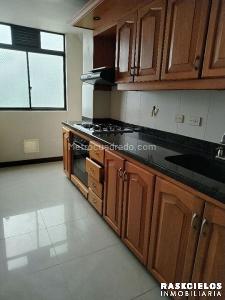 Apartamento en venta en El Nogal, Medellín · foto 4 de 14