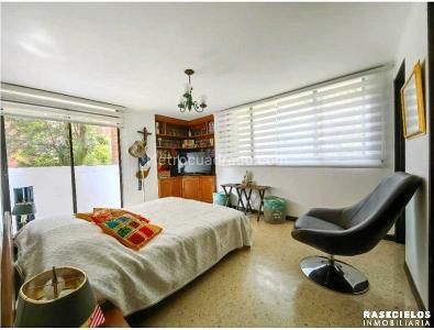 Apartamento de 3 alcobas en venta en Conquistadores, Medellín, 140 m² · foto 13 de 20