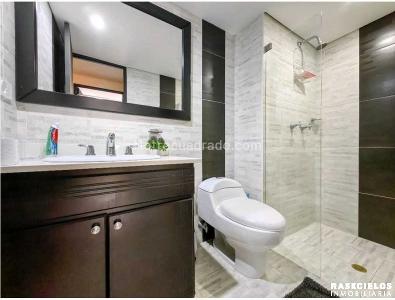 Apartamento de 3 alcobas en venta en Conquistadores, Medellín, 140 m² · foto 16 de 20