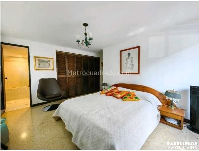 Apartamento de 3 alcobas en venta en Conquistadores, Medellín, 140 m² · foto 17 de 20