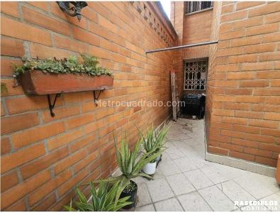 Apartamento de 3 alcobas en venta en Laureles, Medellín, 176 m² · foto 18 de 20