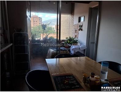 Apartamento de 3 alcobas en venta en Laureles, Medellín, 141 m² · foto 15 de 19