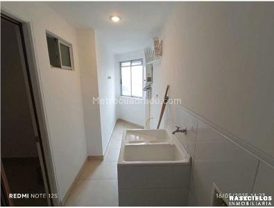 Apartamento de 3 alcobas en venta en Laureles, Medellín, 104 m² · foto 7 de 20
