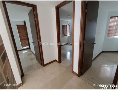 Apartamento de 3 alcobas en venta en Laureles, Medellín, 104 m² · foto 8 de 20