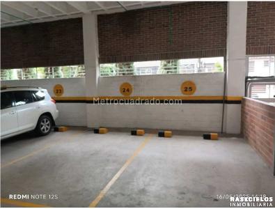Apartamento de 3 alcobas en venta en Laureles, Medellín, 104 m² · foto 18 de 20