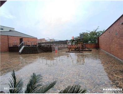 Apartamento de 3 alcobas en venta en Laureles, Medellín, 104 m² · foto 19 de 20