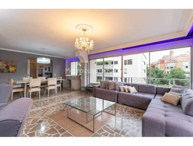 Apartamento de 4 alcobas en venta en Laureles, Medellín, 311 m² · foto 3 de 20