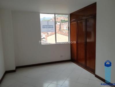 Apartamento de 3 alcobas en venta en Belen, Medellín, 85 m² · foto 13 de 16