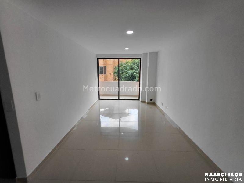 Spacious 3BR Apartment in Laureles - 3