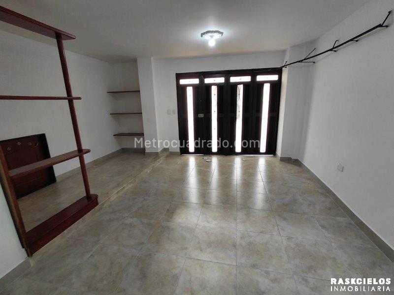 Comfortable 2BR House in Belen San Bernardo - 2
