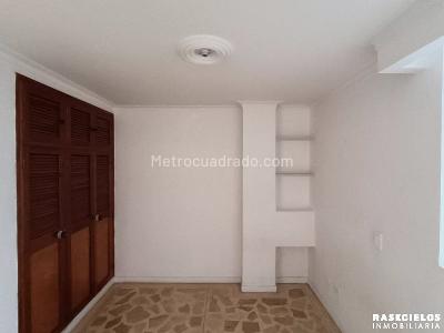 Apartamento de 2 alcobas en venta en El Nogal, Medellín, 60 m² · foto 11 de 12