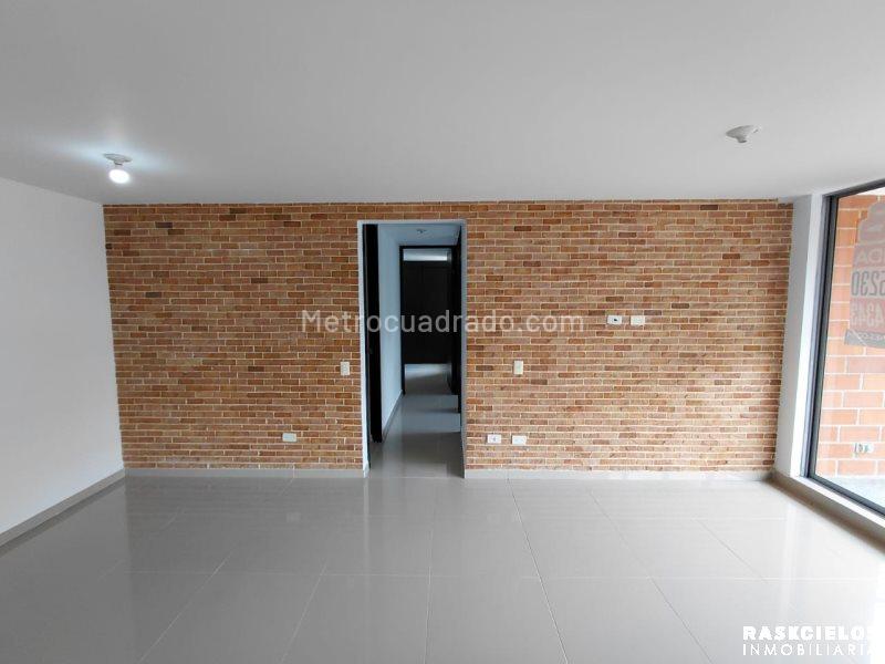 Spacious 3BR Apartment in La Mota - 2
