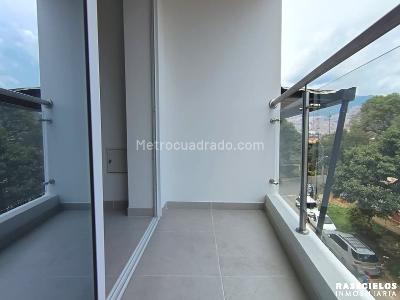 Apartamento de 3 alcobas en venta en Aranjuez, Medellín, 140 m² · foto 3 de 20