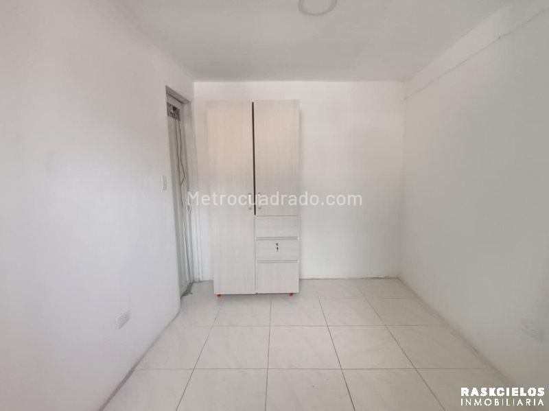 Apartamento de 2 Alcobas en Arriendo en Aranjuez (44 m²) - 3