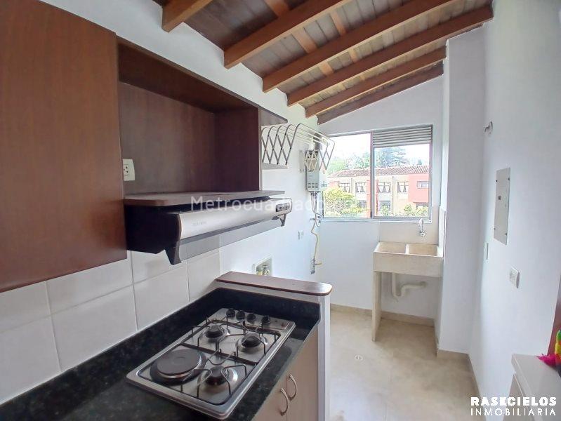 Apartamento en Arriendo, Abadia, Envigado - Widok 4