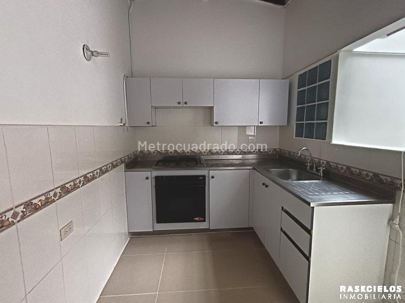 Casa en Alquiler de 3 Alcobas en La Castellana, Medellín - 5