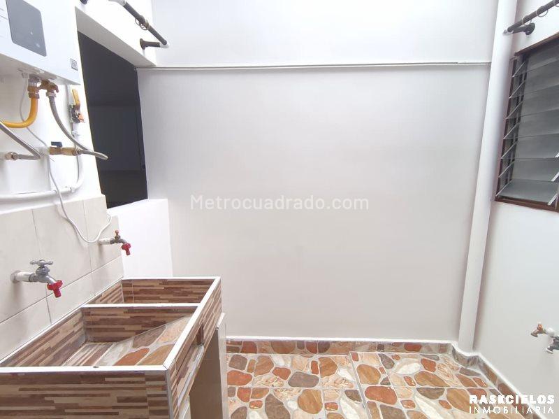 Casa en Alquiler de 3 Alcobas en La Castellana, Medellín - 6