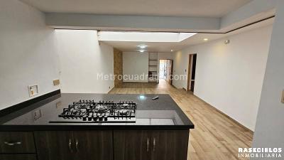 Casa de 4 alcobas en venta en Santa Monica, Medellín, 200 m² · foto 2 de 20
