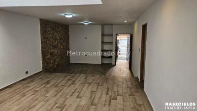 Casa de 4 alcobas en venta en Santa Monica, Medellín, 200 m² · foto 3 de 20