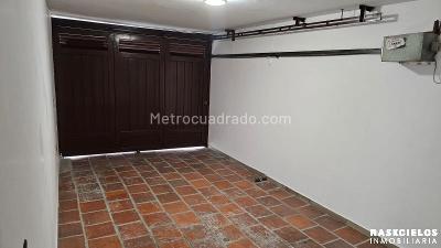 Casa de 4 alcobas en venta en Santa Monica, Medellín, 200 m² · foto 12 de 20