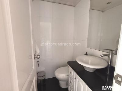 Apartamento de 5 alcobas en venta en El Poblado, Medellín, 240 m² · foto 8 de 20