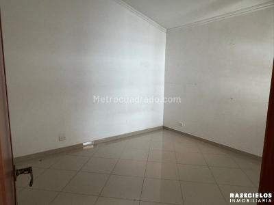 Casa de 3 alcobas en venta en El Velodromo, Medellín, 202 m² · foto 10 de 20