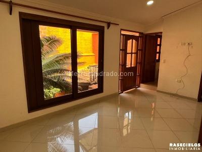 Casa de 3 alcobas en venta en El Velodromo, Medellín, 202 m² · foto 12 de 20