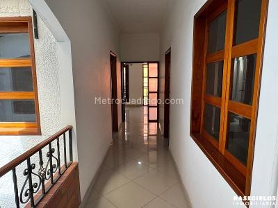 Casa de 3 alcobas en venta en El Velodromo, Medellín, 202 m² · foto 14 de 20