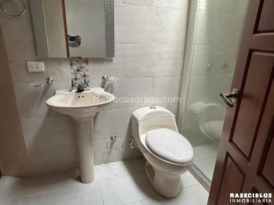Casa de 3 alcobas en venta en El Velodromo, Medellín, 202 m² · foto 20 de 20