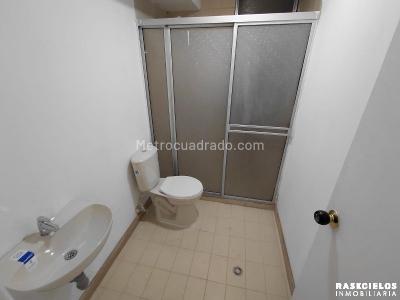 Apartamento de 1 alcoba en venta en Suramericana, Medellín, 60 m² · foto 10 de 15