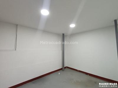 Casa de 5 alcobas en arriendo en La Floresta, Medellín, 430 m² · foto 11 de 20