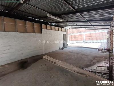 Casa de 5 alcobas en arriendo en La Floresta, Medellín, 430 m² · foto 16 de 20