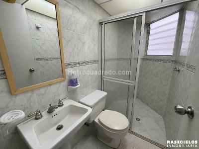 Apartamento de 3 alcobas en venta en Calasanz, Medellín, 76 m² · foto 3 de 9