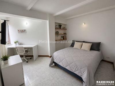 Apartamento de 3 alcobas en venta en Calasanz, Medellín, 76 m² · foto 5 de 9