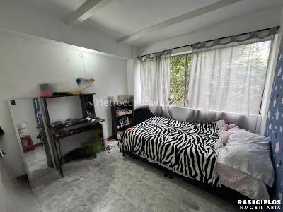 Apartamento de 3 alcobas en venta en Calasanz, Medellín, 76 m² · foto 9 de 9