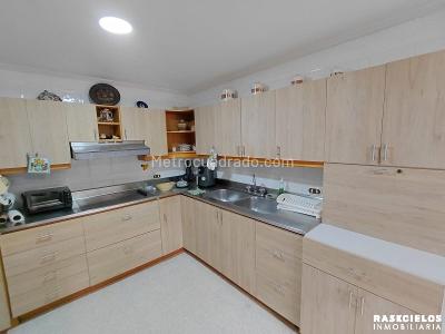 Apartamento en venta en Castropol, Medellín · foto 4 de 16