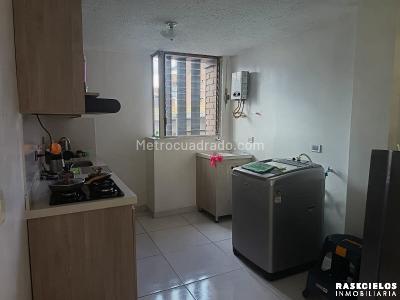 Apartamento de 3 alcobas en venta en Los Pinos, Medellín, 100 m² · foto 4 de 13