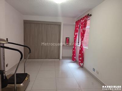 Apartamento de 3 alcobas en venta en Los Pinos, Medellín, 100 m² · foto 11 de 13