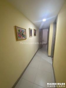 Apartamento de 2 alcobas en venta en Laureles, Medellín, 89 m² · foto 4 de 12
