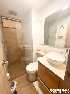 Apartamento de 2 alcobas en venta en Laureles, Medellín, 89 m² · foto 10 de 12
