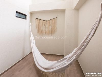Apartamento de 2 alcobas en venta en Laureles, Medellín, 89 m² · foto 11 de 12