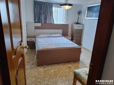 Apartamento de 4 alcobas en venta en Laureles, Medellín, 102 m² · foto 9 de 11