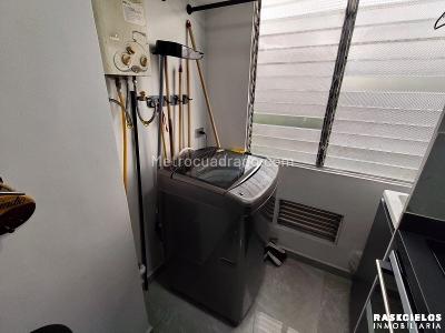 Apartamento en venta en San German, Medellín · foto 4 de 17