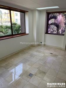 Office for rent in Conquistadores, Medellín
