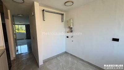 Apartamento de 3 alcobas en venta en Belen La Palma, Medellín, 95 m² · foto 4 de 15